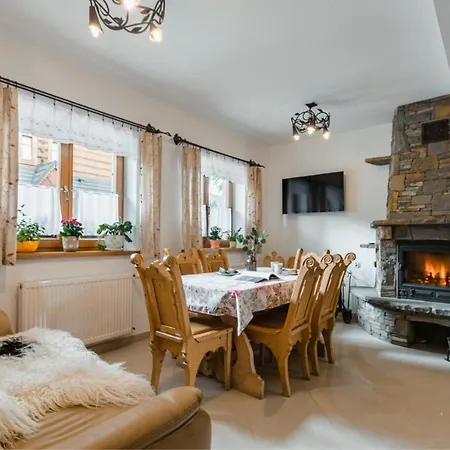 Bed & Breakfast Regionalny Domek *